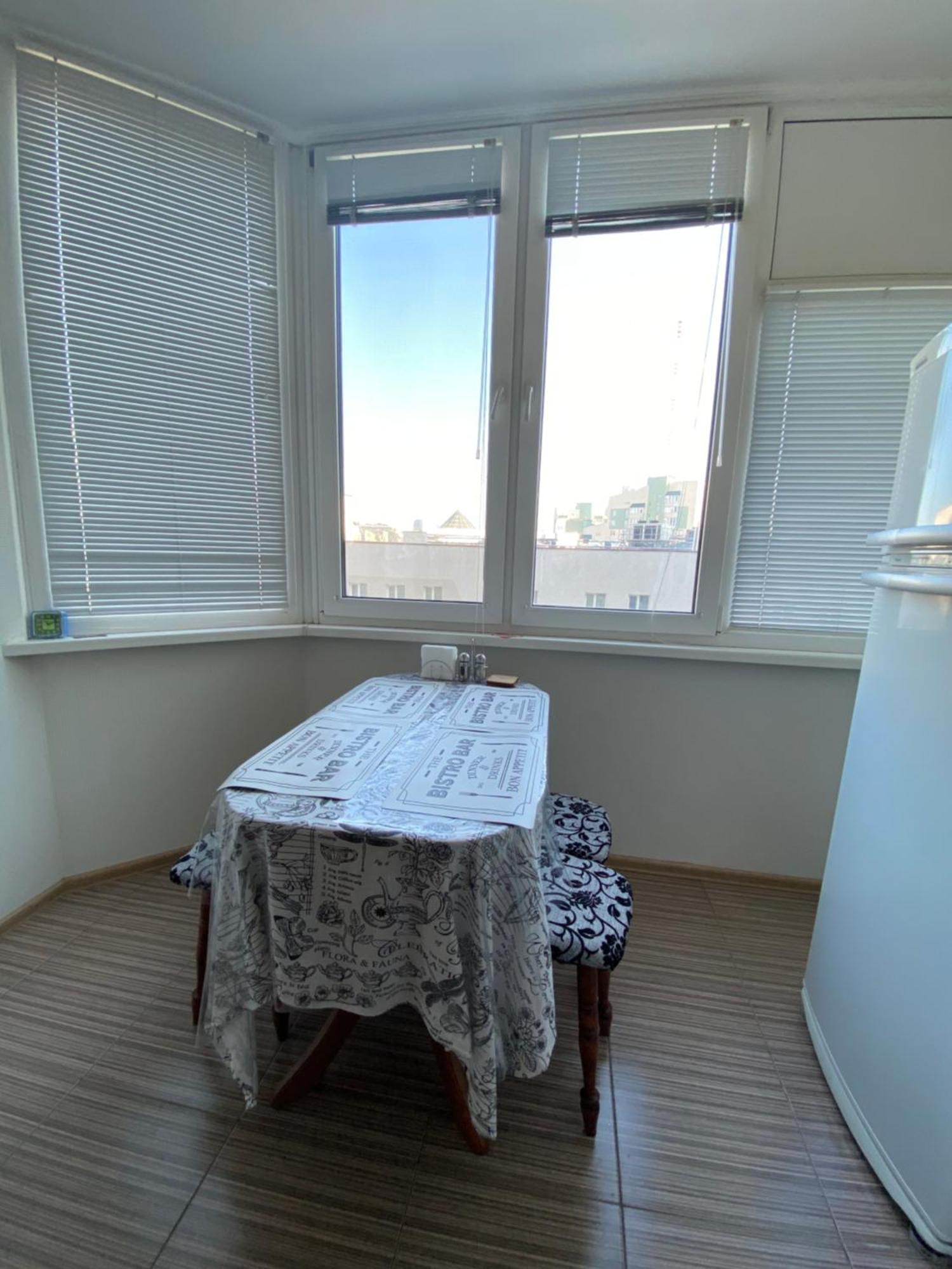Podillia Modern Apartment Vinnytsia Ruang foto